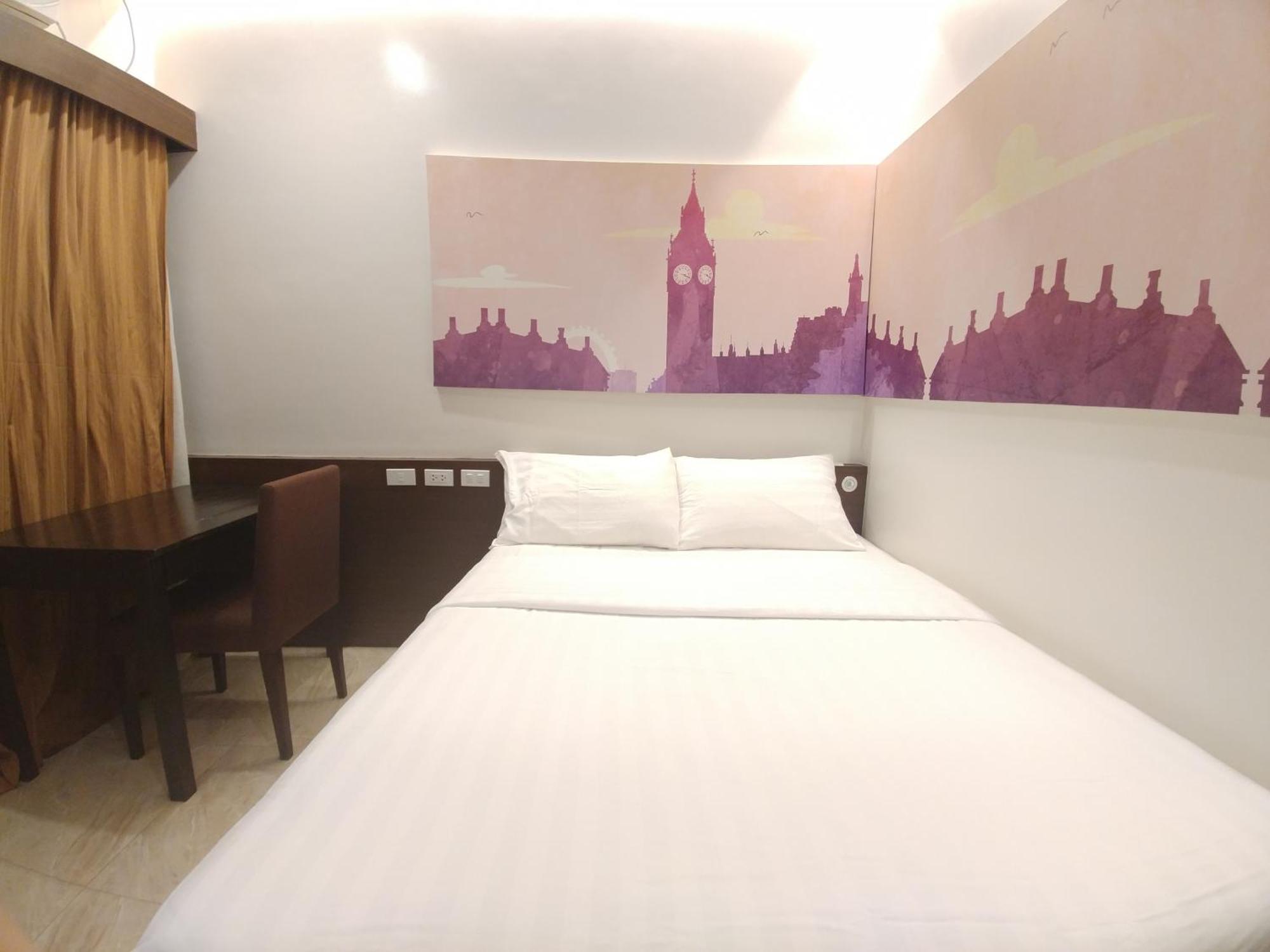床和浴室服务套房酒店 伊洛伊洛 客房 照片